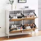 Meuble à chaussures à quatre portes avec trois étagères réglables, idéal pour les talons hauts, les bottes et les entrées élégantes – une solution de rangement parfaite pour votre couloir.
