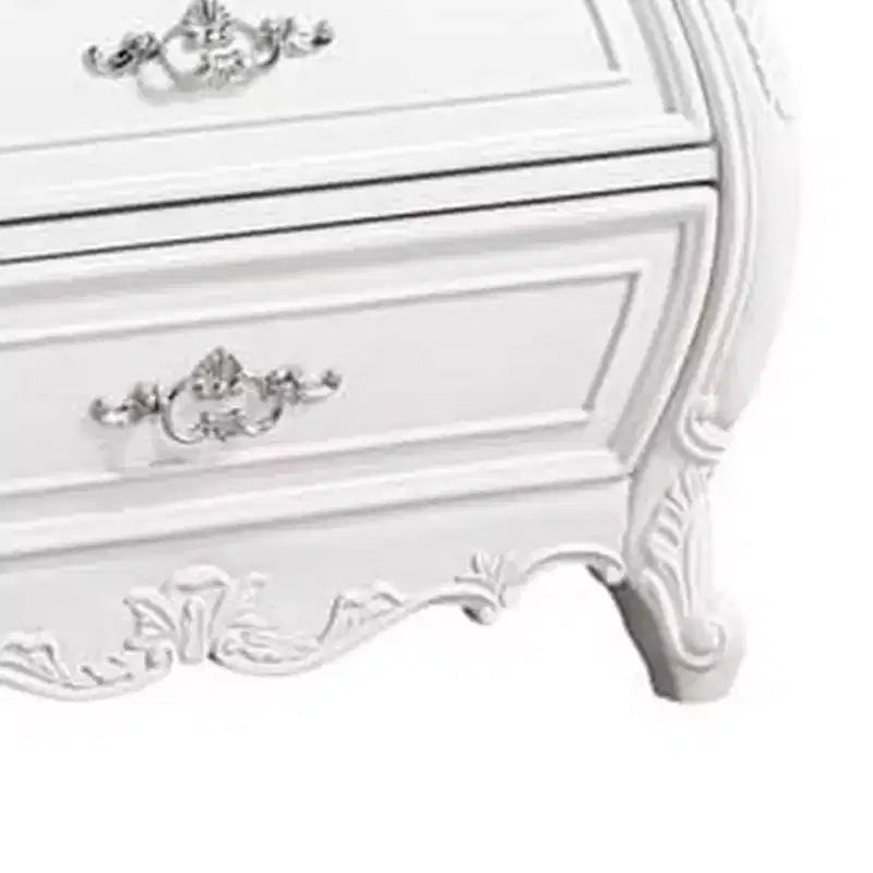 Table de chevet 3 tiroirs en bois massif blanc 31 po avec poignées en métal