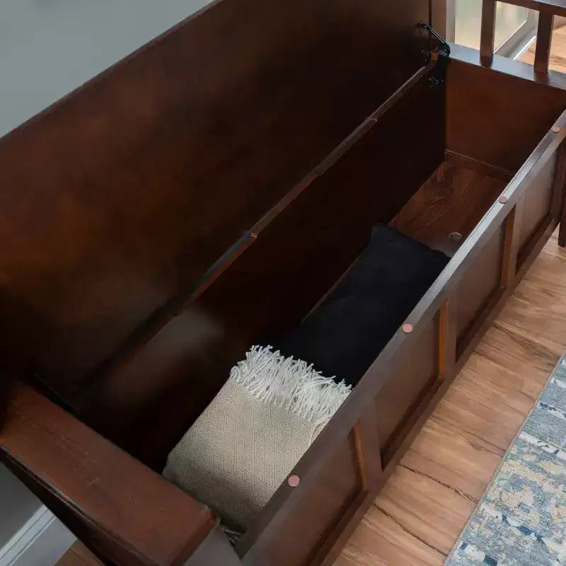 Banc de rangement capitonné avec espace de rangement intérieur dissimulé