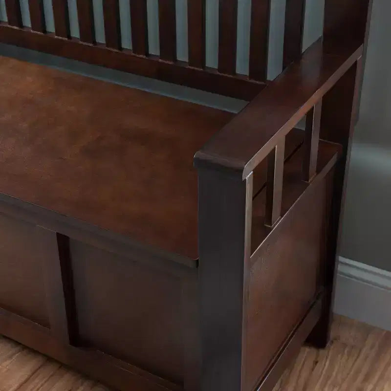 Banc de rangement capitonné avec espace de rangement intérieur dissimulé